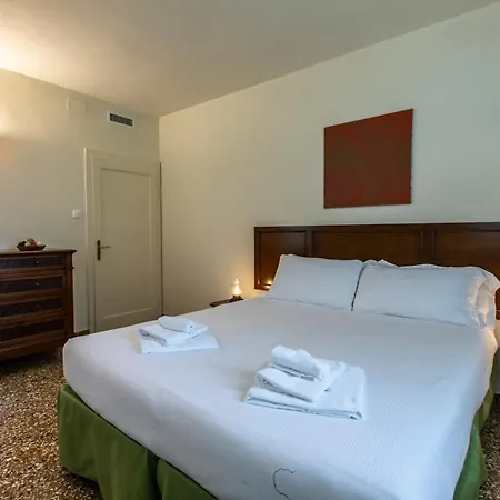 Riva De Biasio Charming *