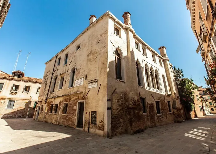 Riva De Biasio Charming